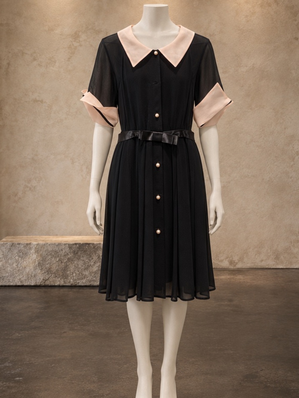 Vintage Max Mara Pianoforte Black Blush Silk Blend Pleated Dress IT 46/US 10